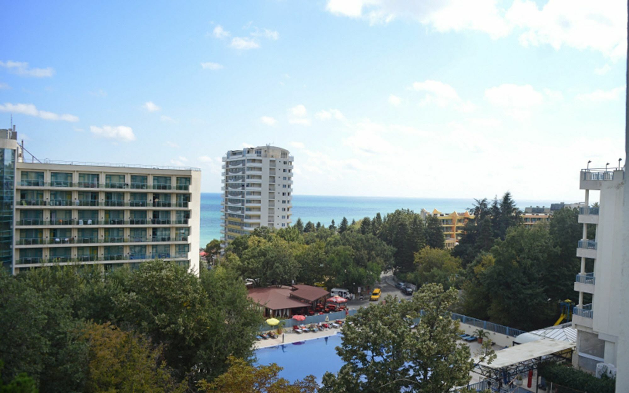 Hotel Perunika Golden Sands Esterno foto